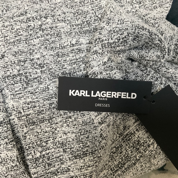 Dress - Picture 6 of 7